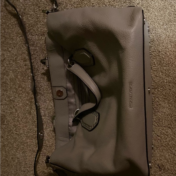 Authentic Michael Kors purse - Picture 3 of 4